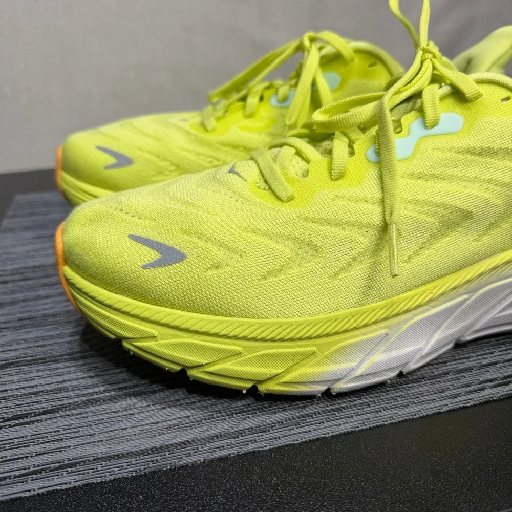 Hoka One One minor wear